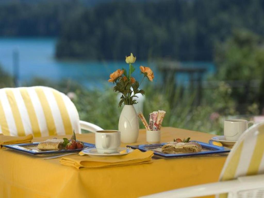 Hotel Schoenruh Drobollach am Faakersee Eksteriør bilde